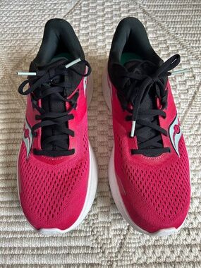 Saucony Women's Hot Pink Running Shoes with Black and Mint Accents